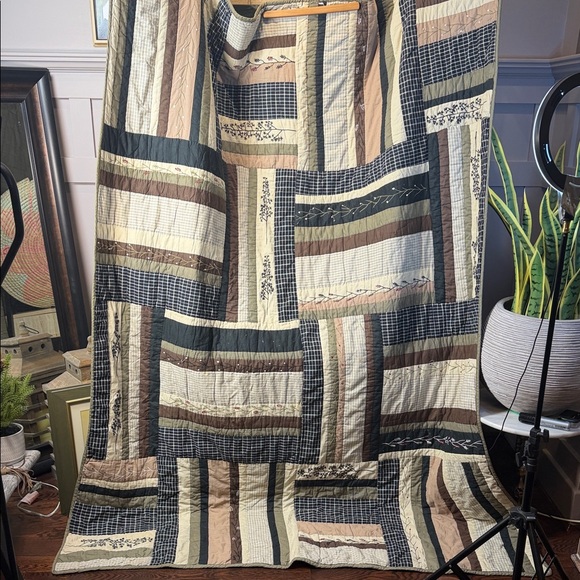 Other - Patchwork Quilt in Neutral Tones Striped botanical embroidery 80” x 60” cotton